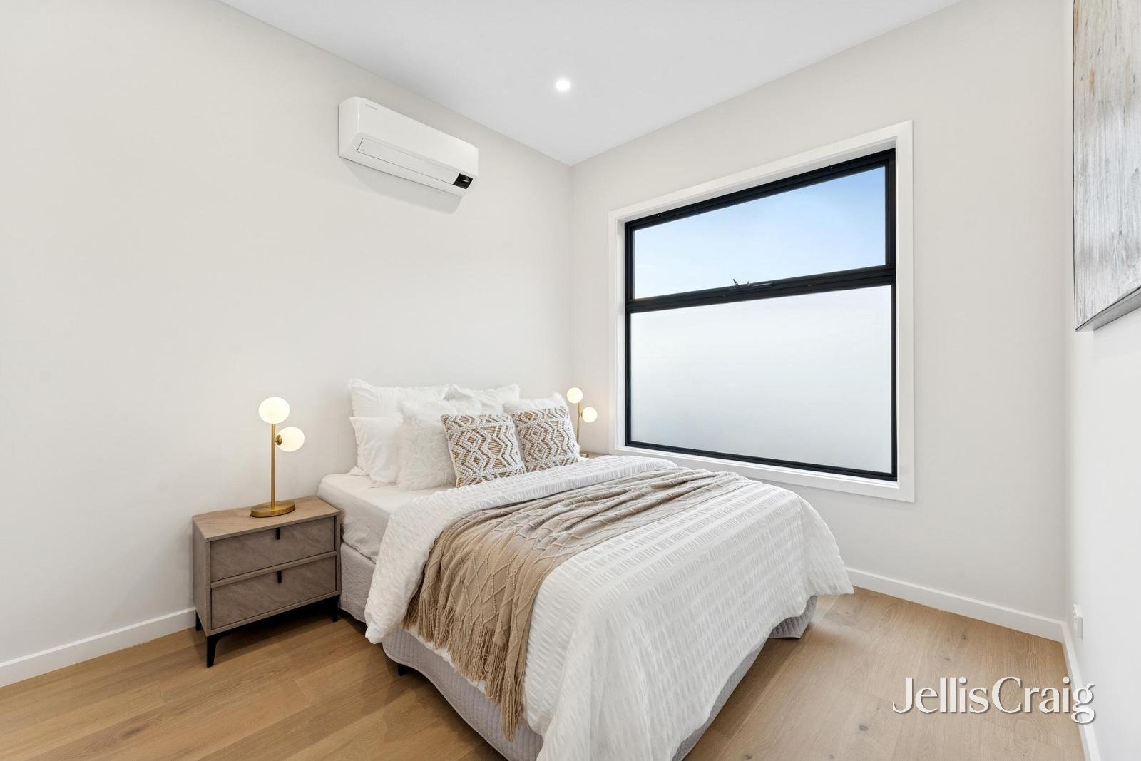 2/2 Bambra Court, Doncaster East image 15