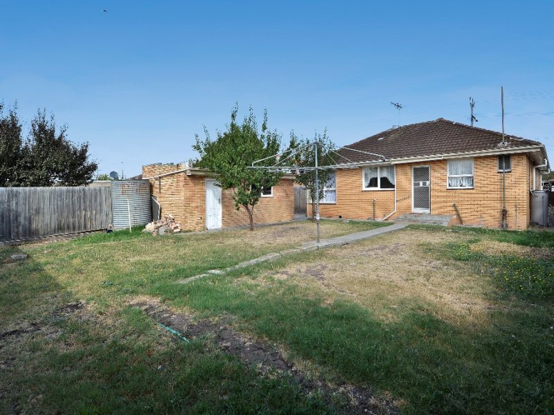 22 Barcelona Street, Norlane image 10