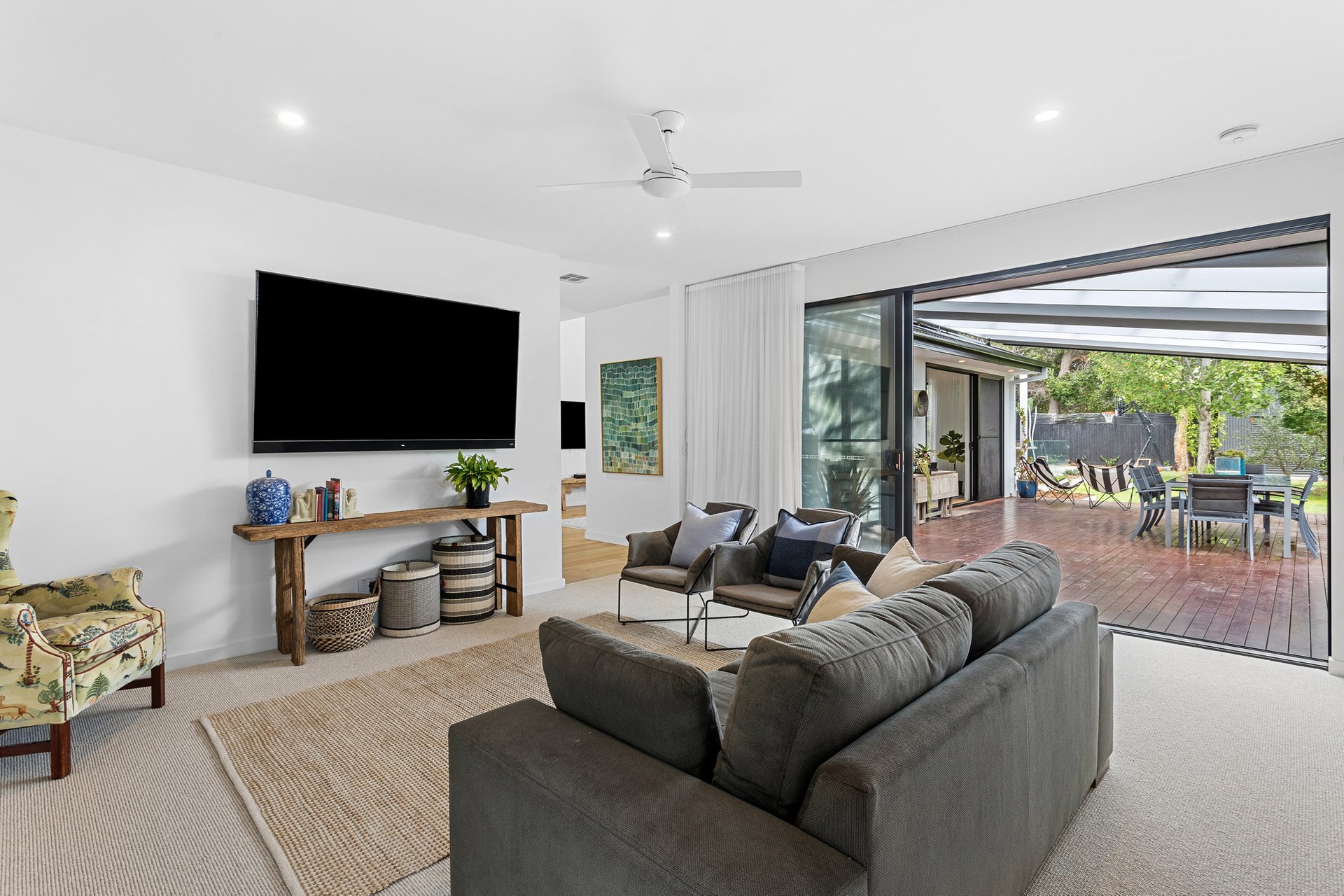 Property Gallery Thumbnail 6