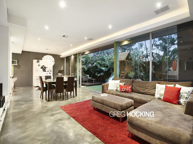 2/2 Benbow Street, Yarraville image 6