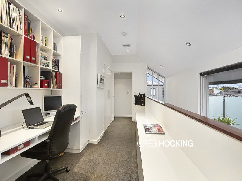 2/2 Benbow Street, Yarraville image 10