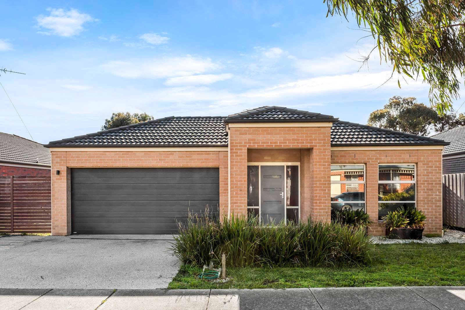 Property Gallery Thumbnail 2