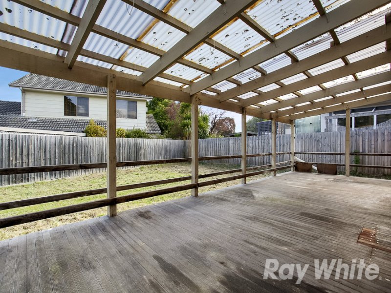 22 Bennett Avenue, Mount Waverley image 5