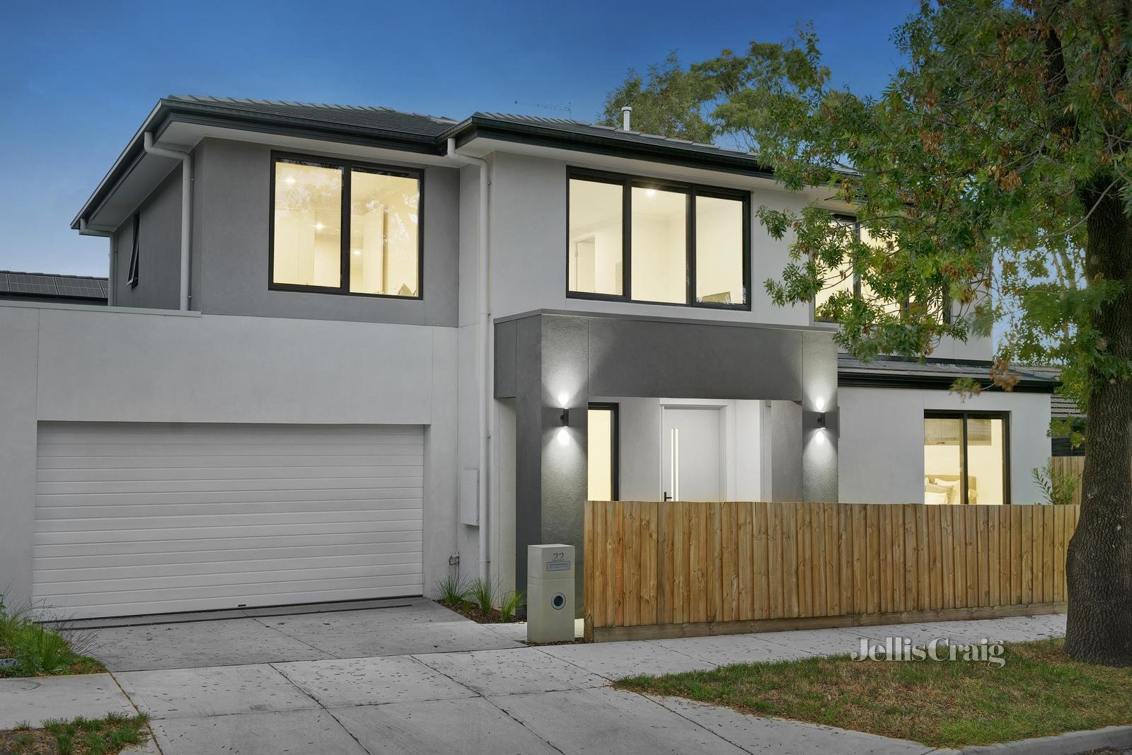 22 Bessie Street, Bentleigh East image 1