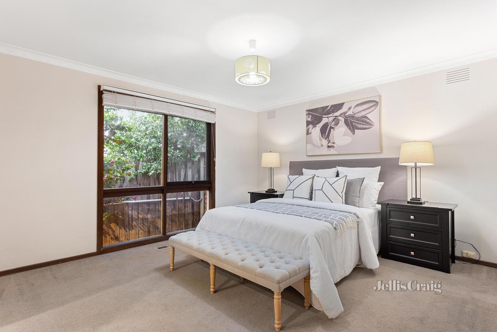 22 Bizley Street, Mount Waverley image 8