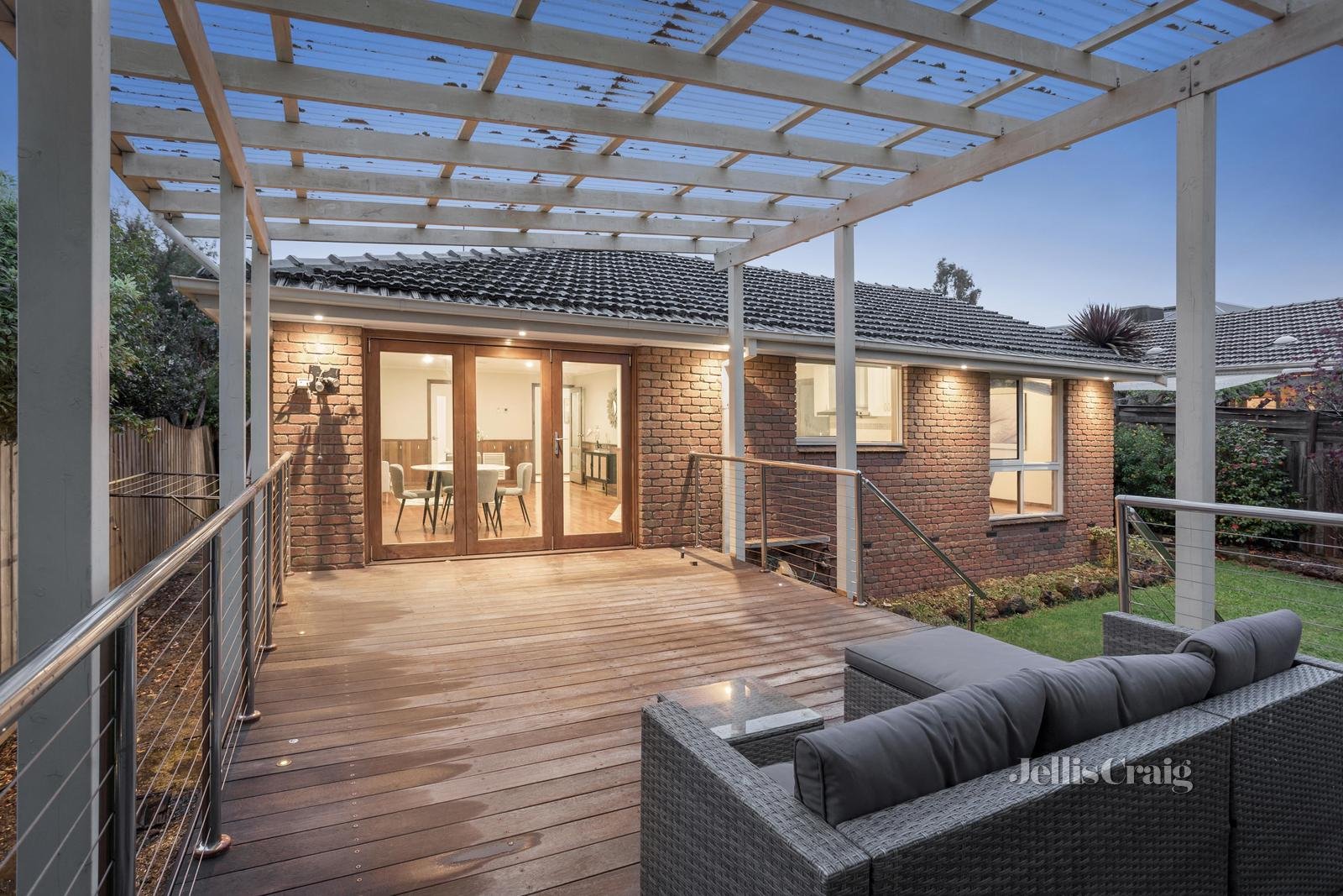 22 Bizley Street, Mount Waverley image 11