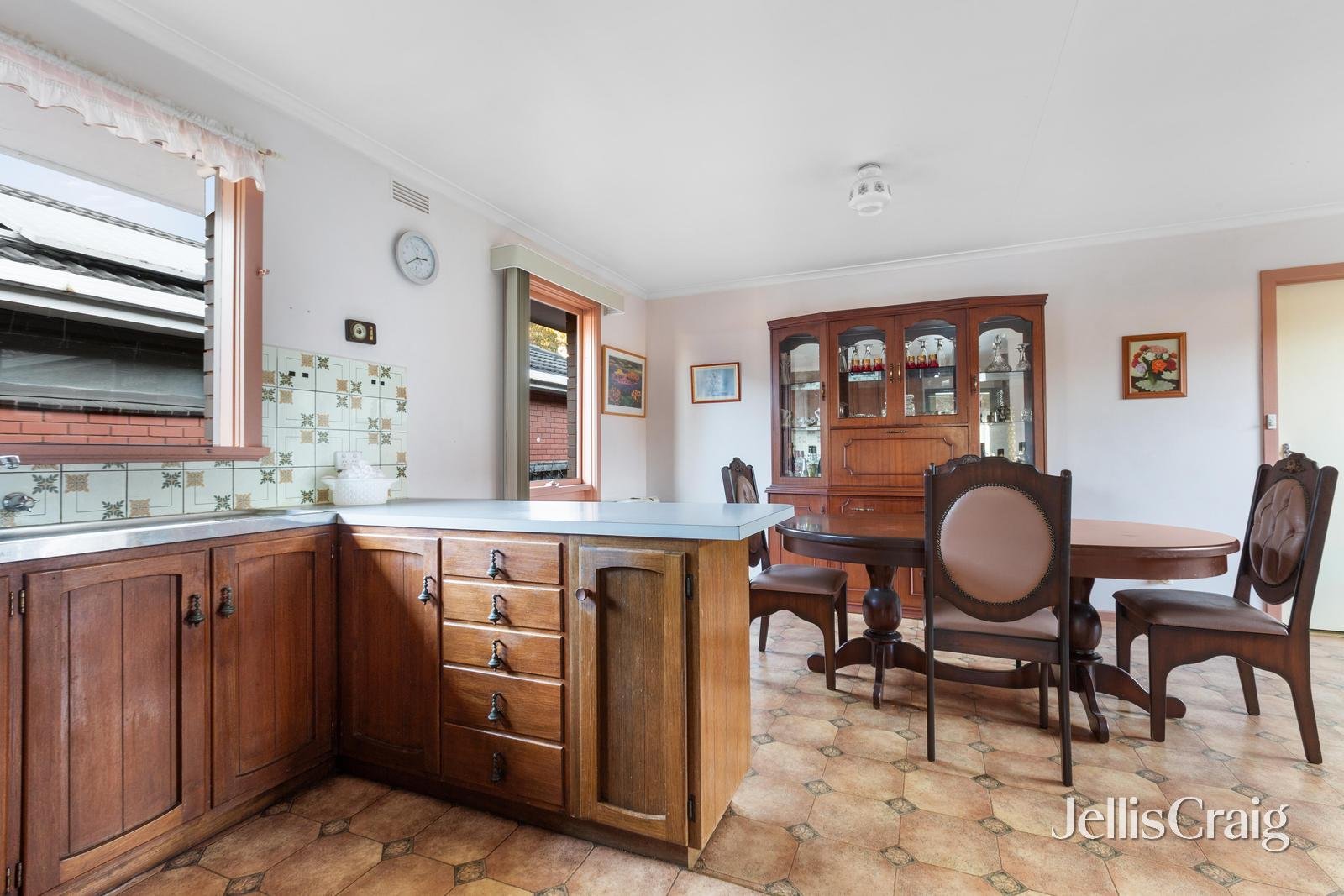 22 Blaxland Drive, Sunbury image 5