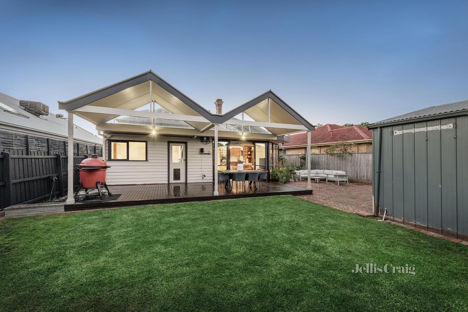 22 Brady Road, Bentleigh East image 13