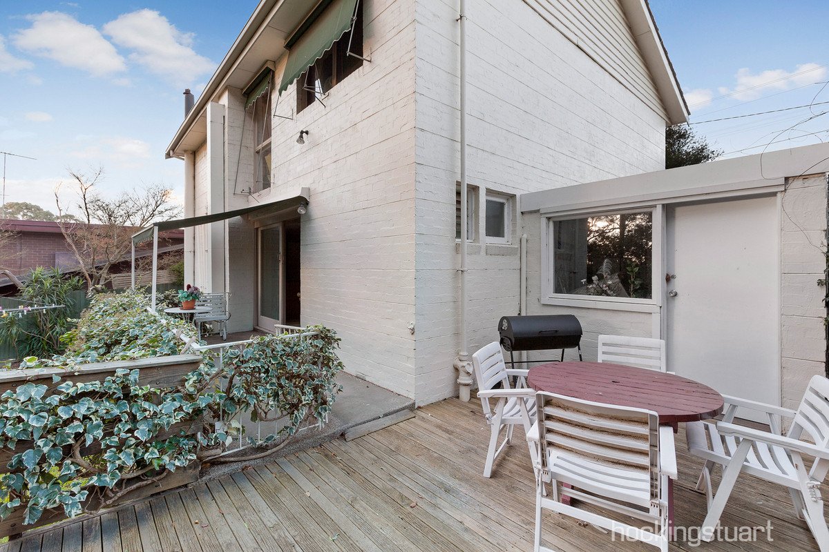 22 Burgundy Drive, Doncaster image 8