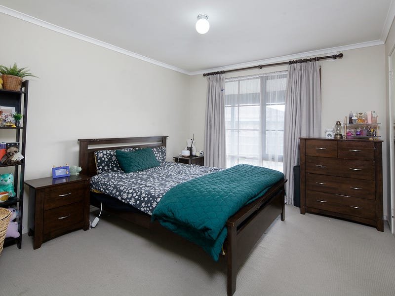 Property Gallery Thumbnail 8