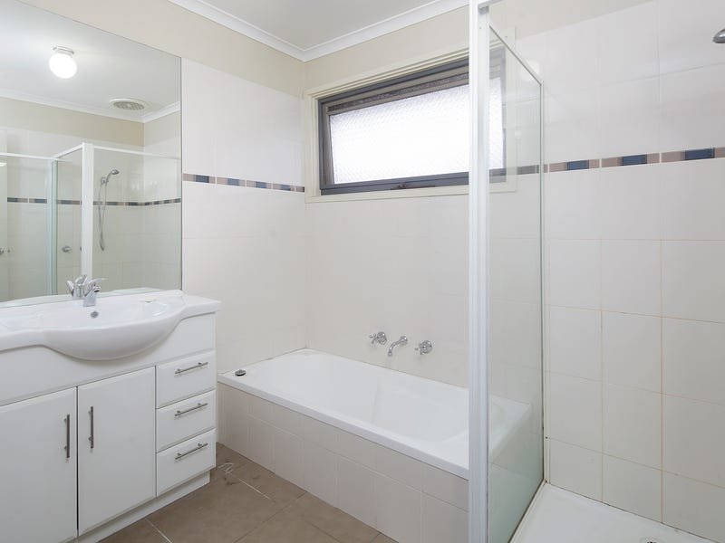 Property Gallery Thumbnail 11