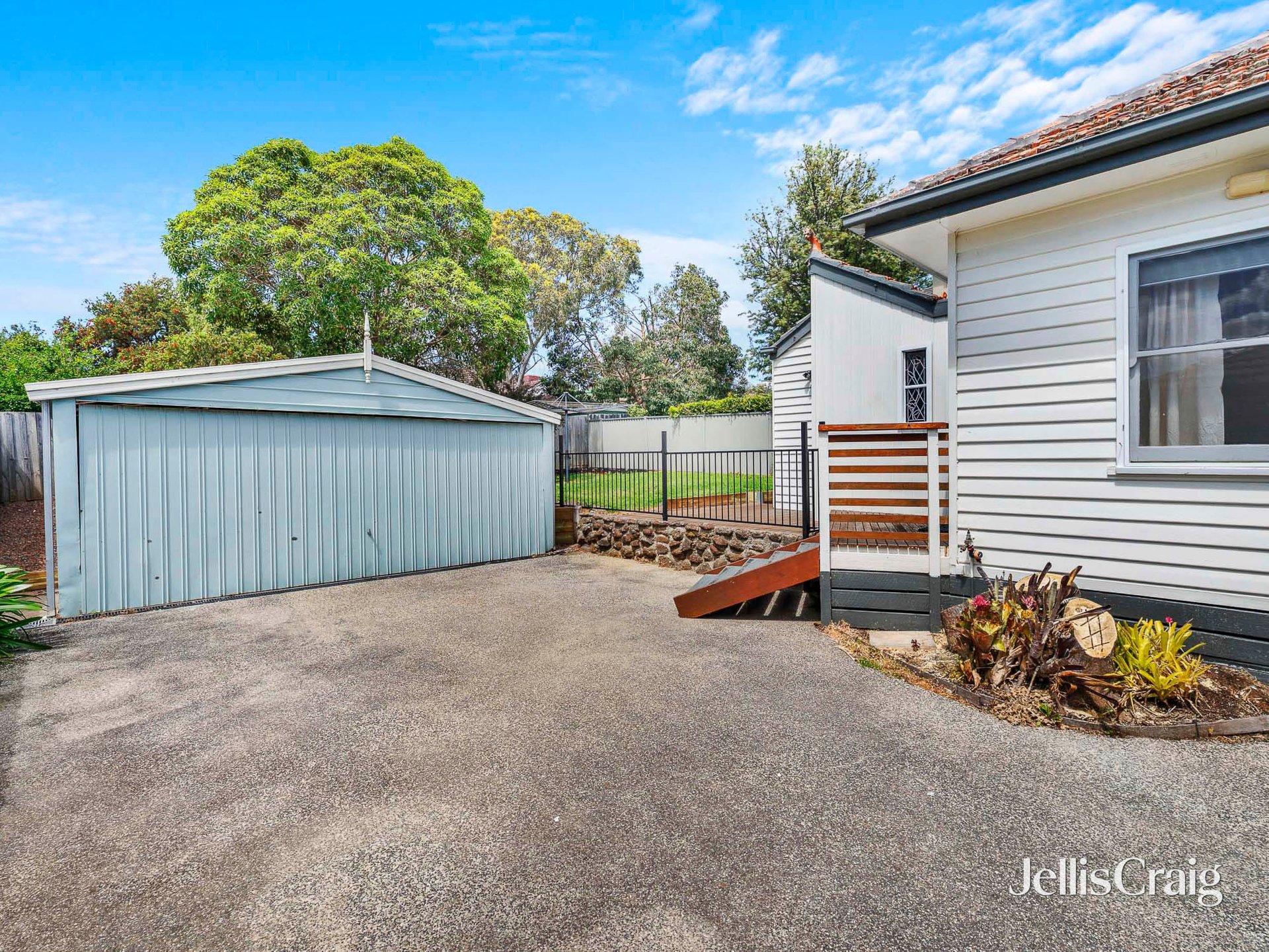 22 Campbell Parade, Box&nbsp;Hill&nbsp;South image 8