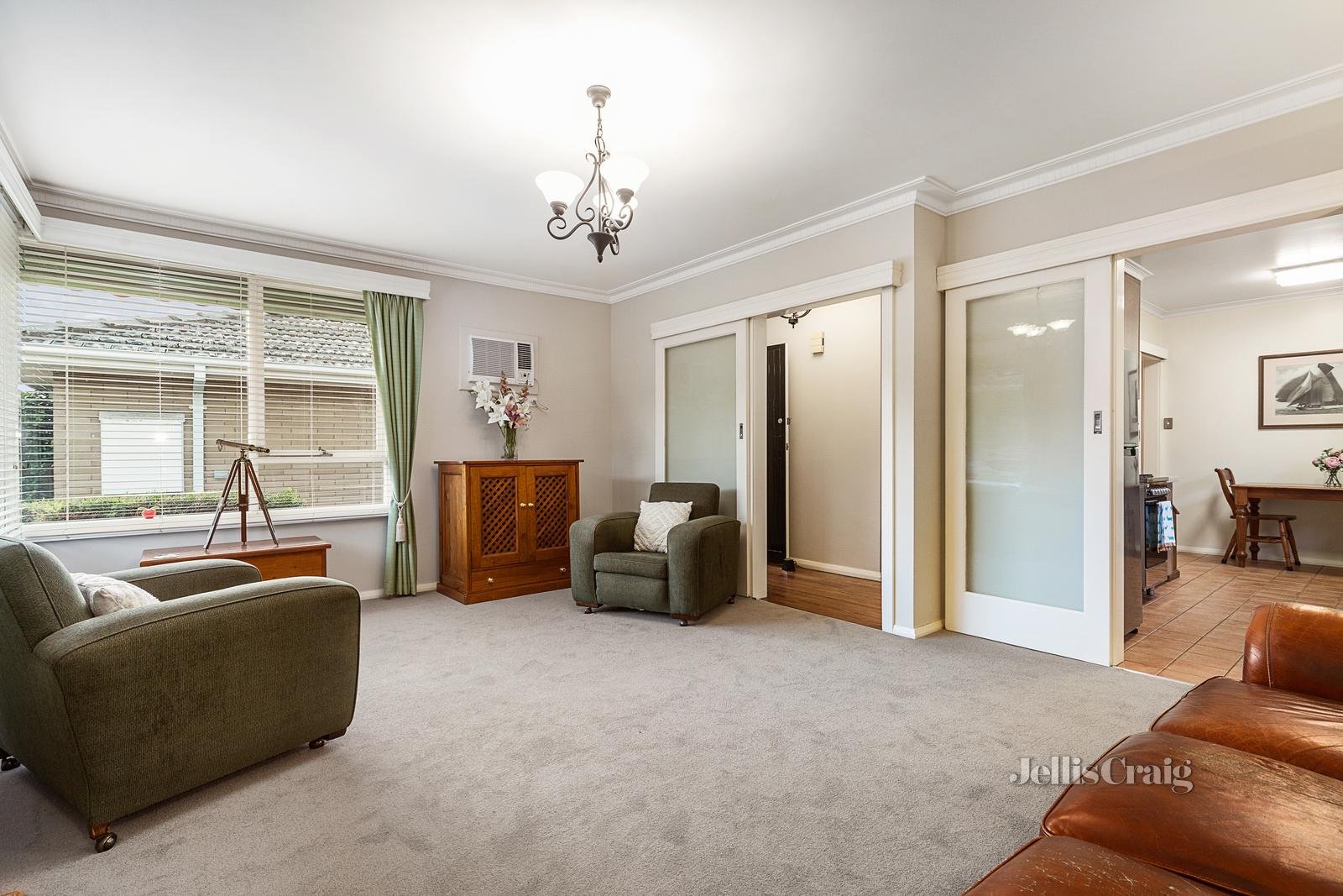 2/2 Capitol Avenue, Mckinnon image 3
