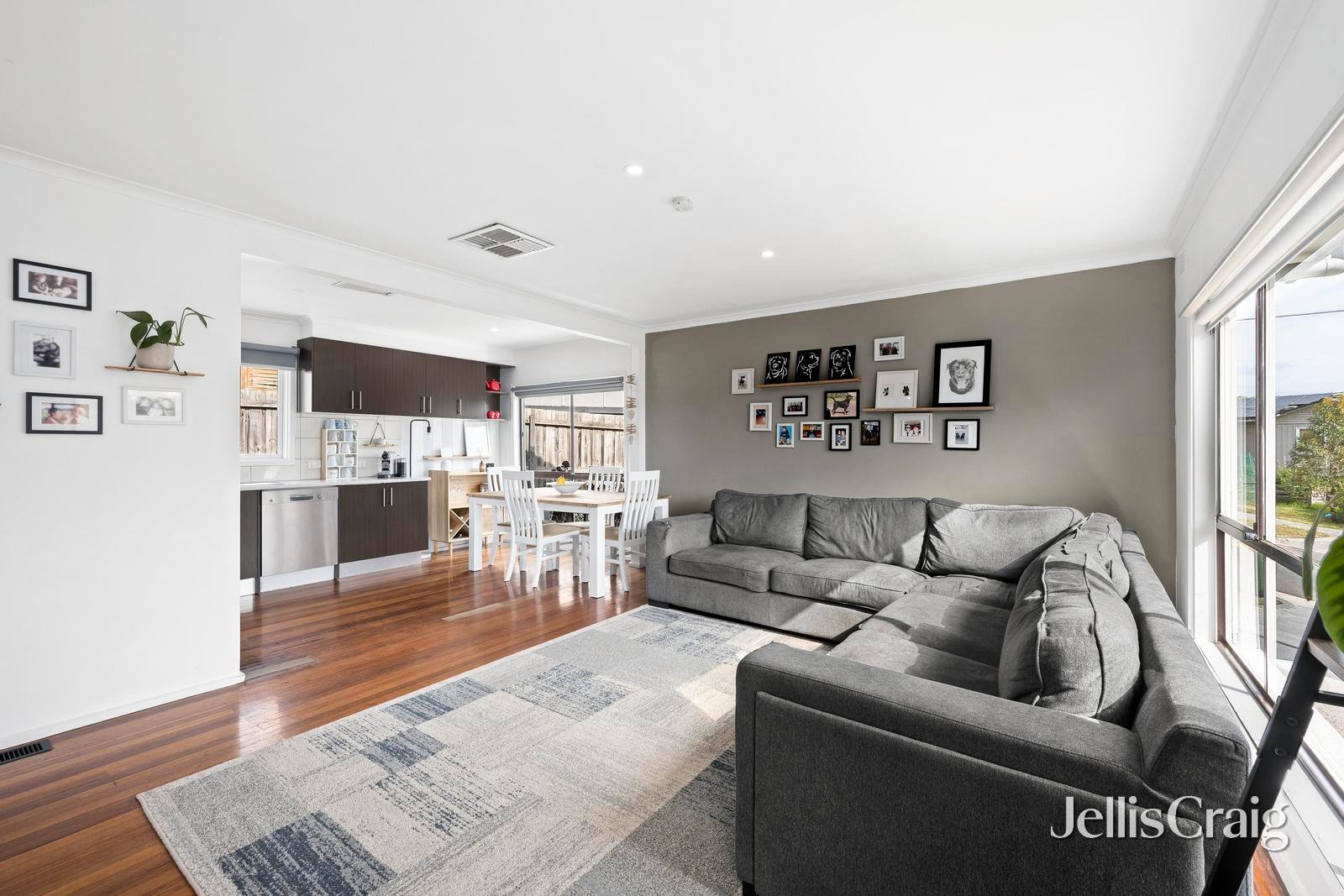 22 Carawa Street, Mooroolbark image 2