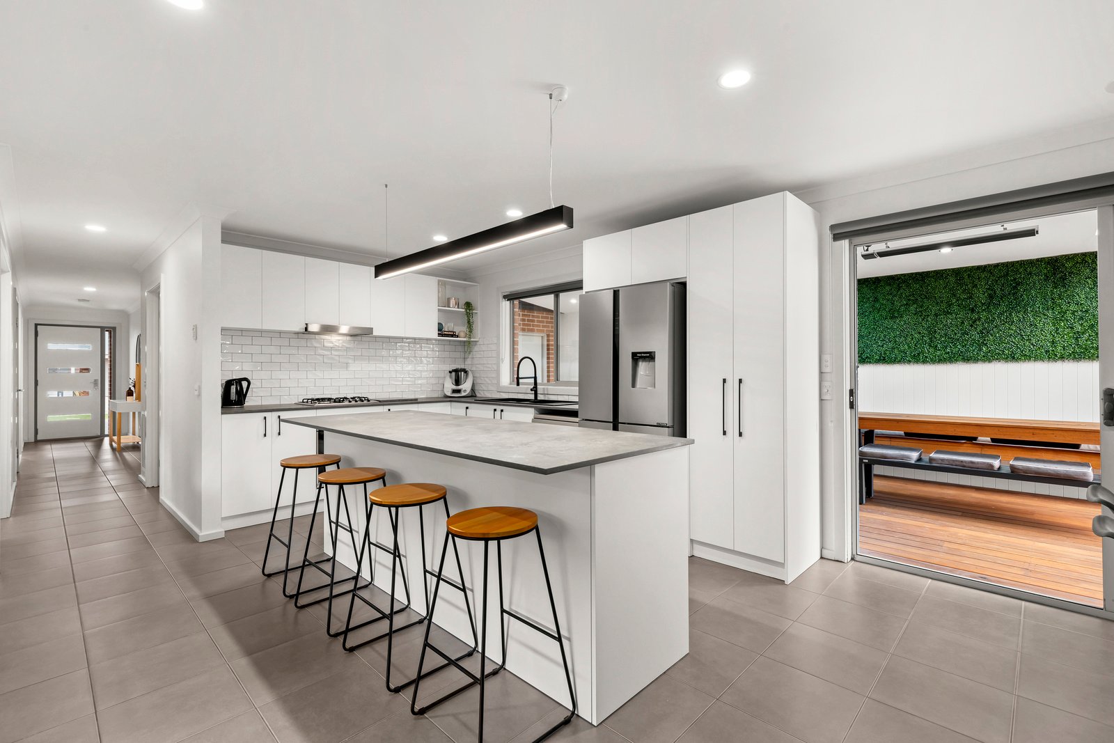22 Carlina Court, Marshall image 2