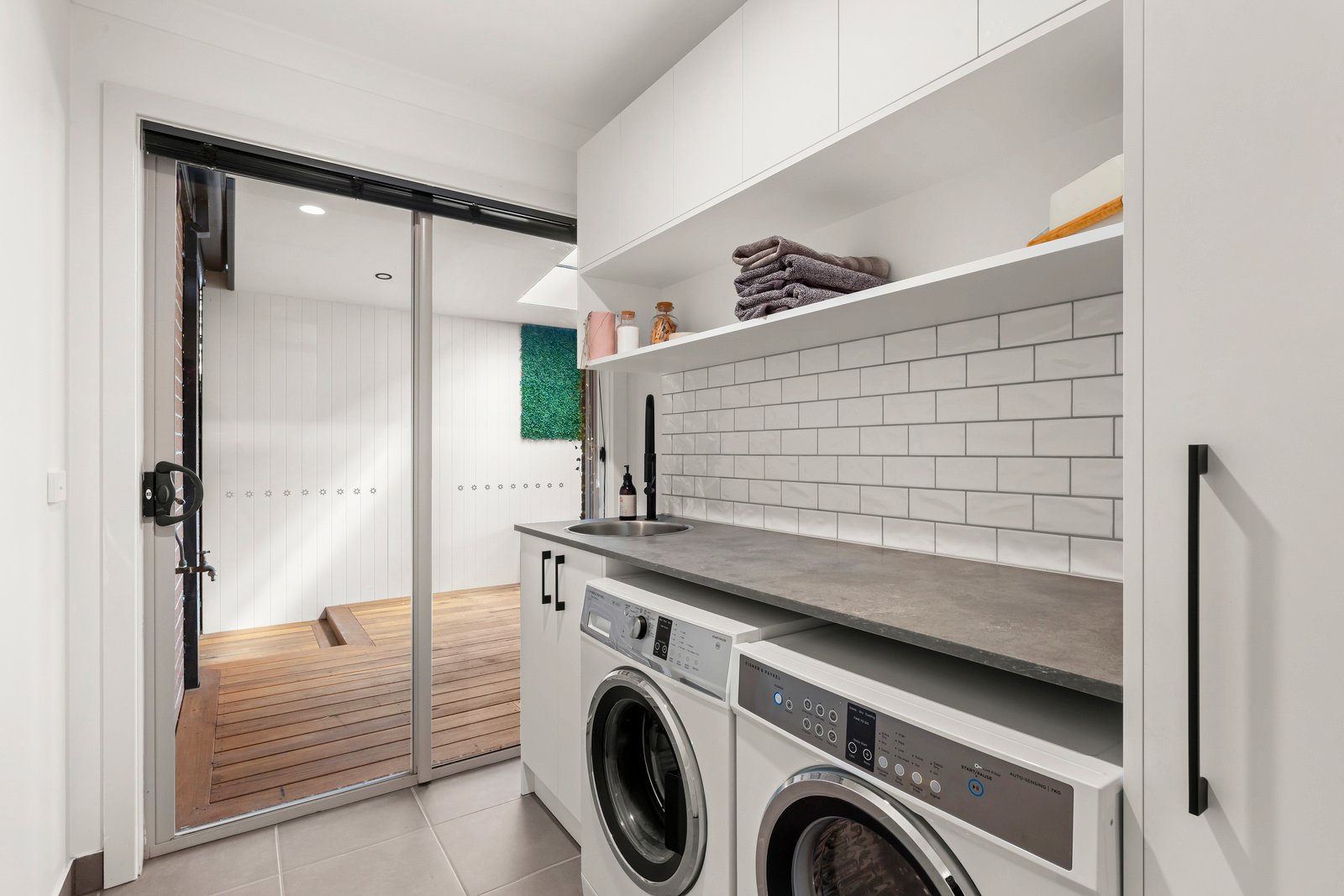 22 Carlina Court, Marshall image 16