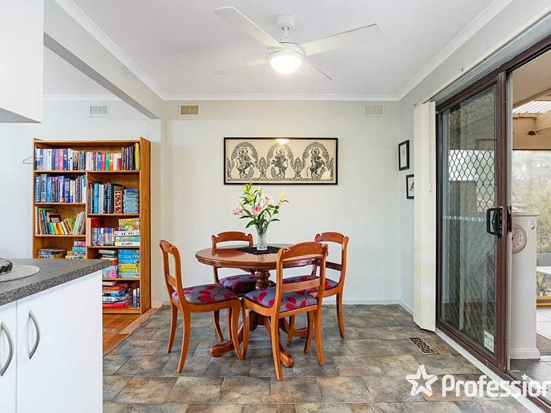 22 Carole Avenue, Chirnside Park image 5