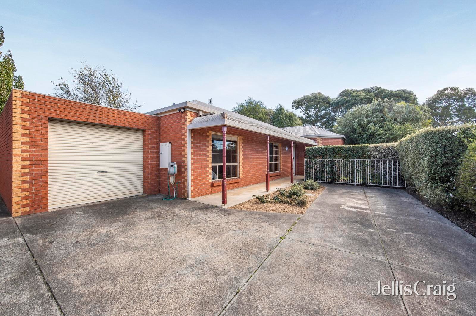 2/2 Cartledge Avenue, Mount&nbsp;Clear image 9