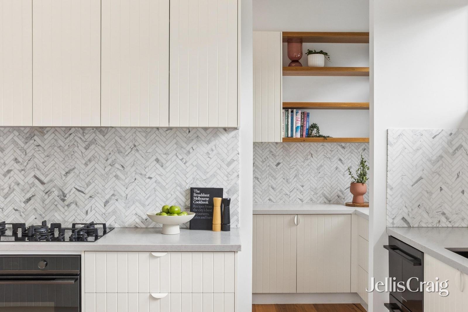 22 Cass Avenue, Croydon image 5