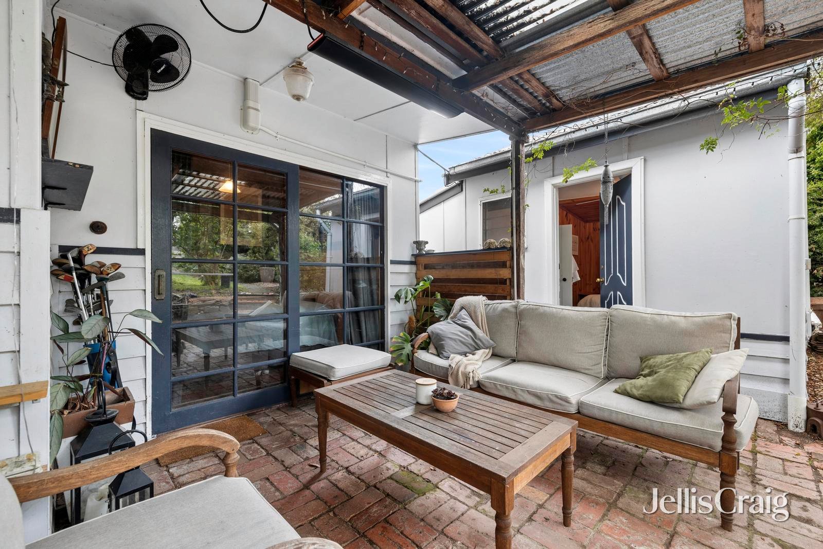 22 Castlemaine Road, Maldon image 10