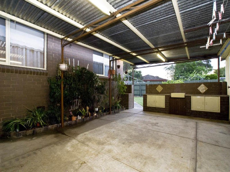 Property Gallery Thumbnail 5