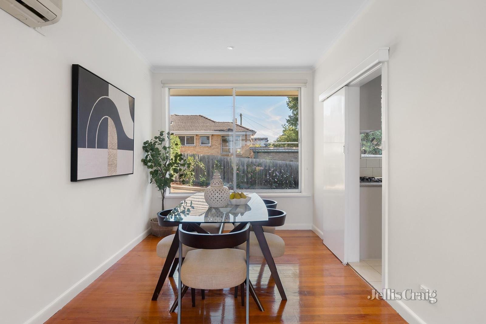 22 Chessell Street, Mont Albert North image 3
