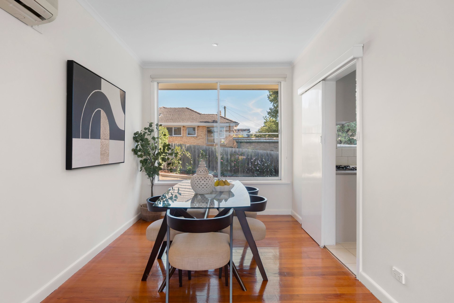22 Chessell Street, Mont Albert North image 3
