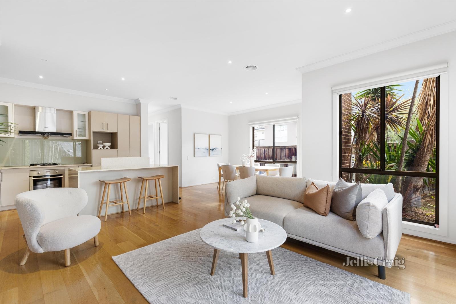 22 Cookson Way, Burwood image 2