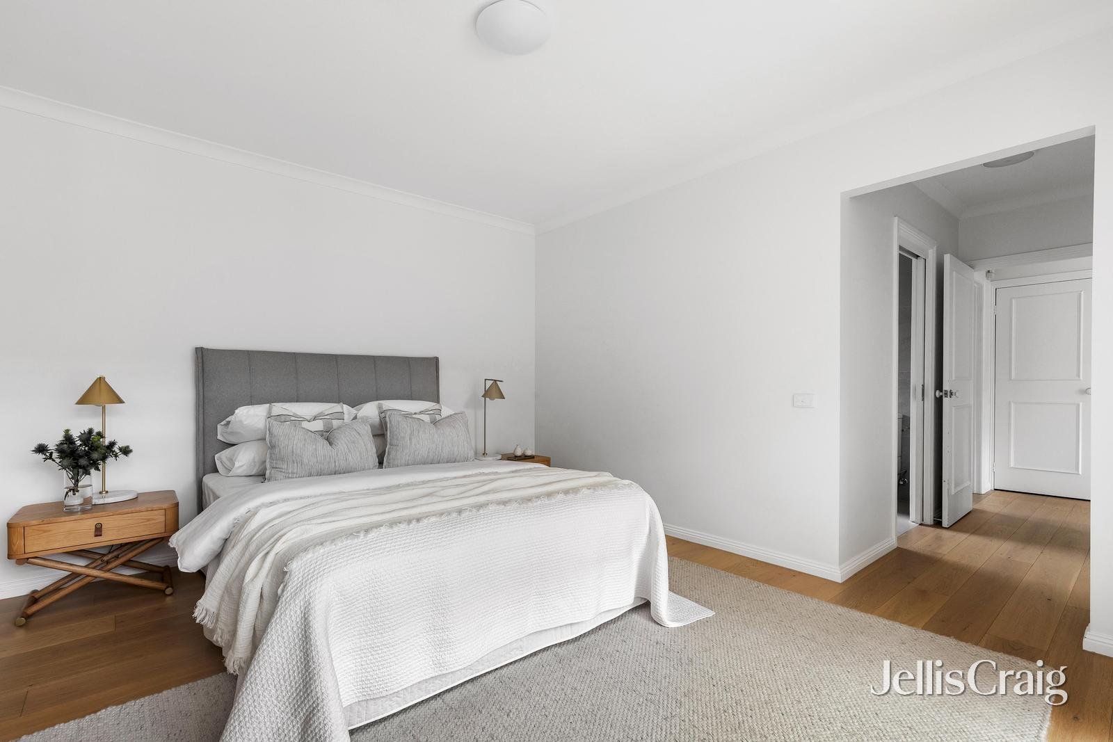 22 Cooloongatta Road, Camberwell image 5