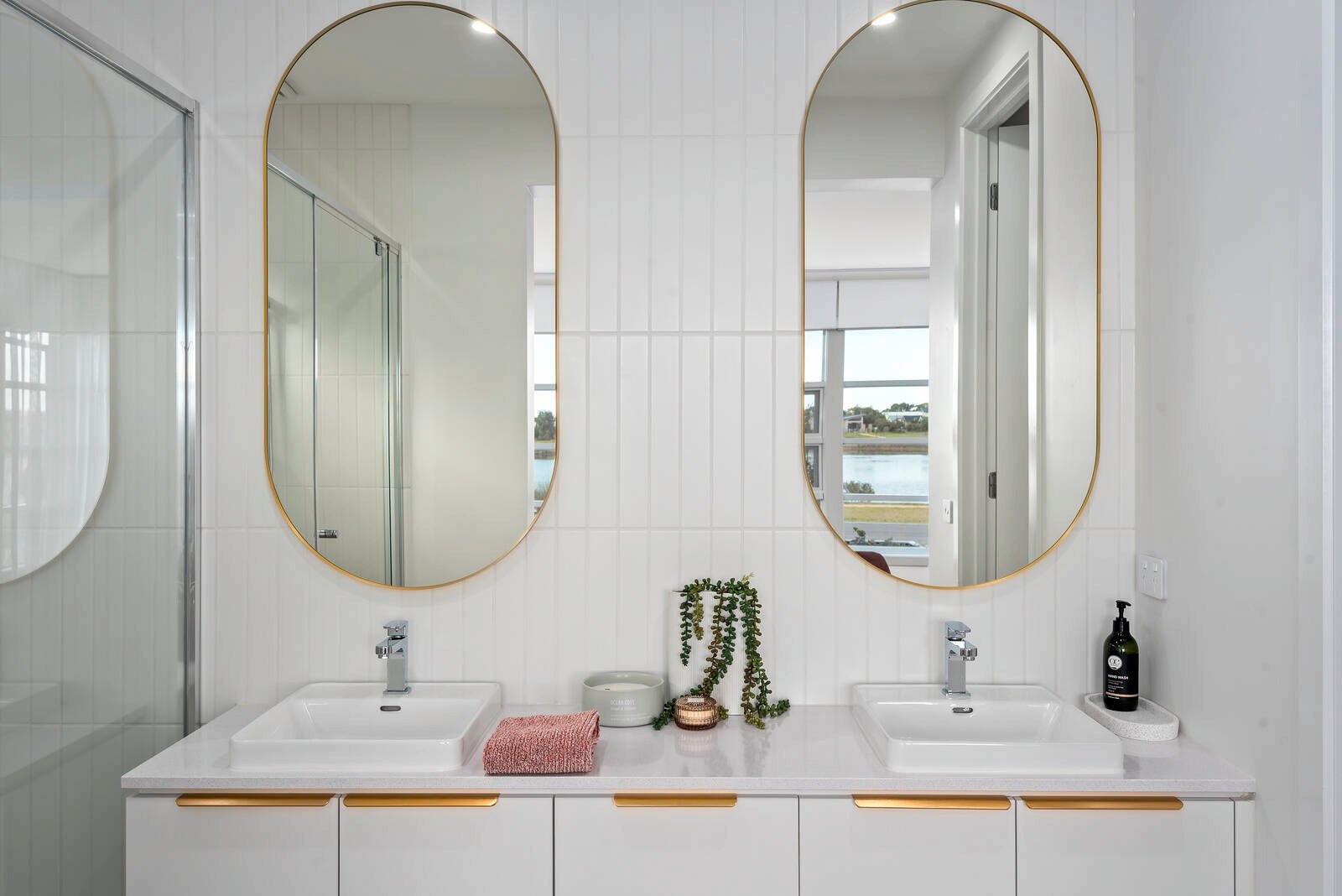 Property Gallery Thumbnail 13
