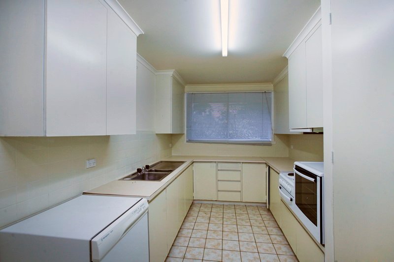 Property Gallery Thumbnail 3