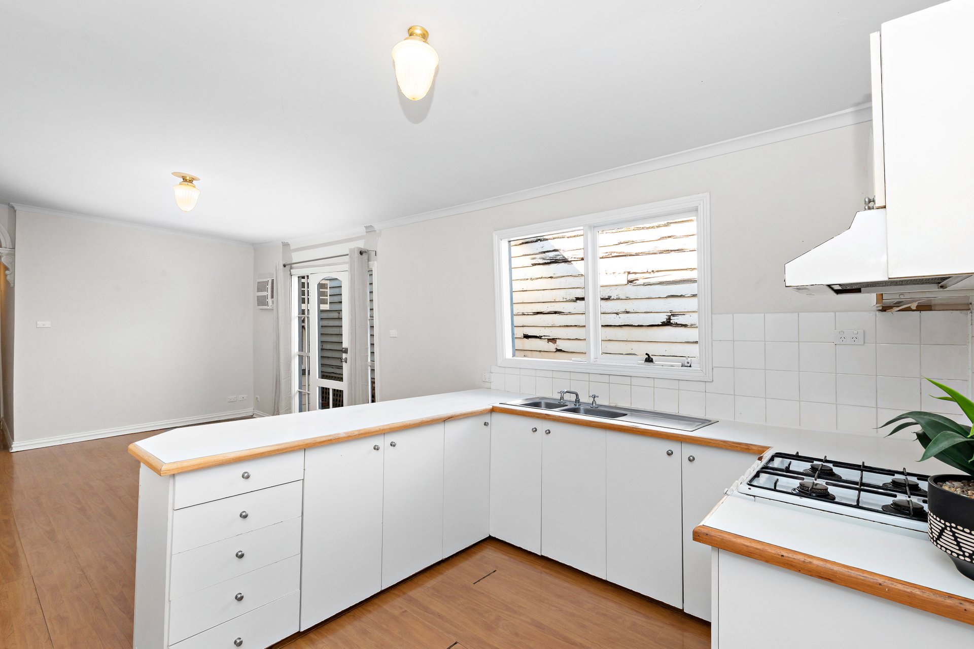 22 Corsair St, Richmond image 2