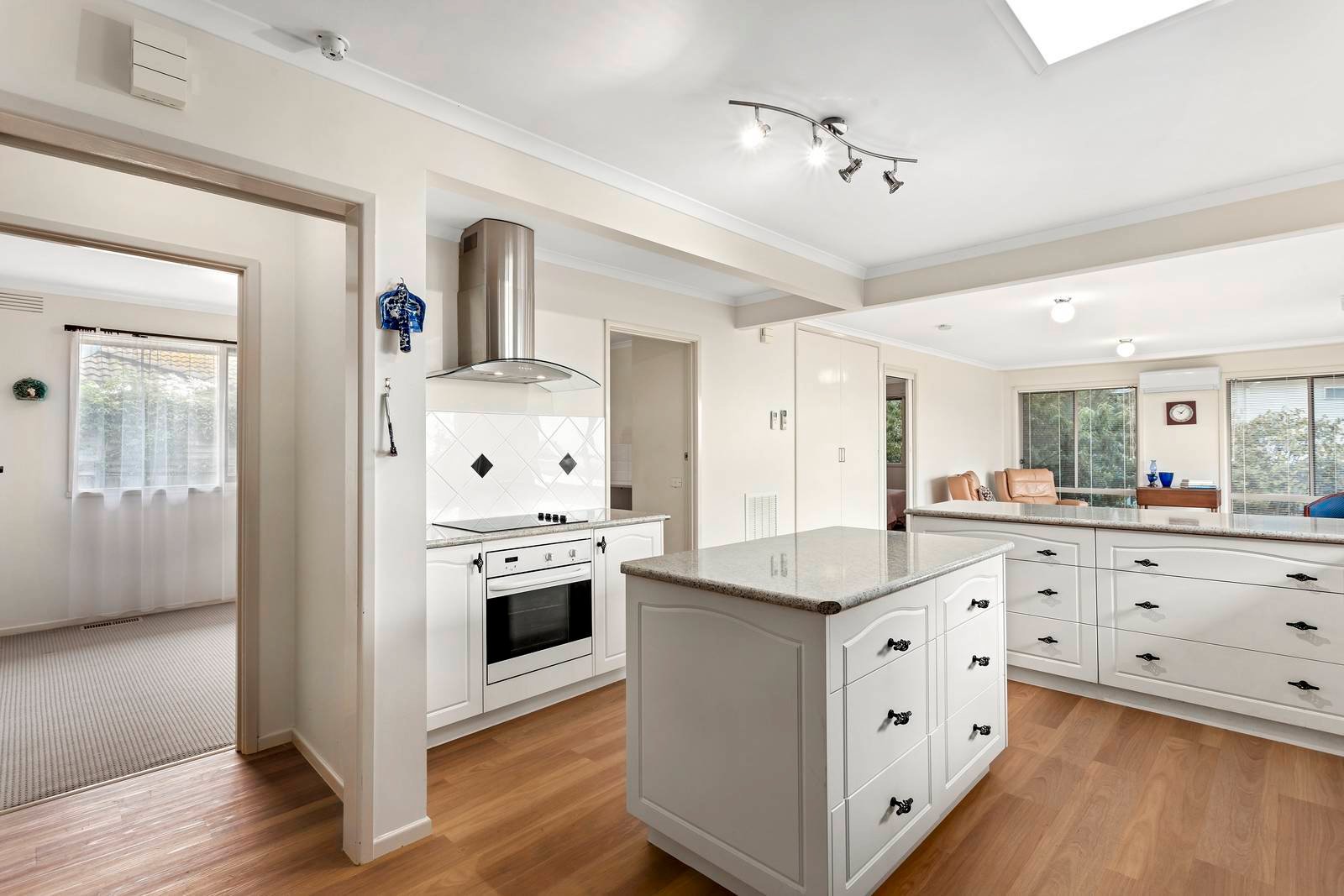 Property Gallery Thumbnail 3