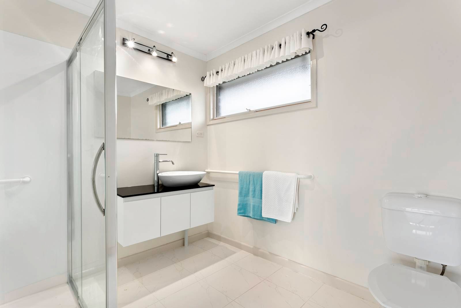 Property Gallery Thumbnail 10