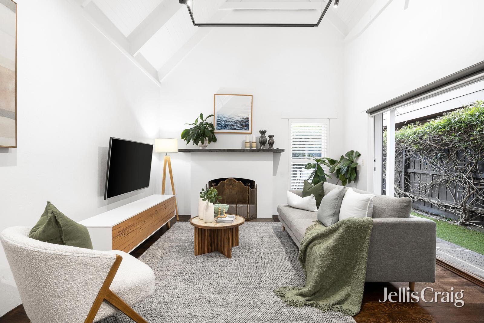 22 Cowper Street, Sandringham image 2