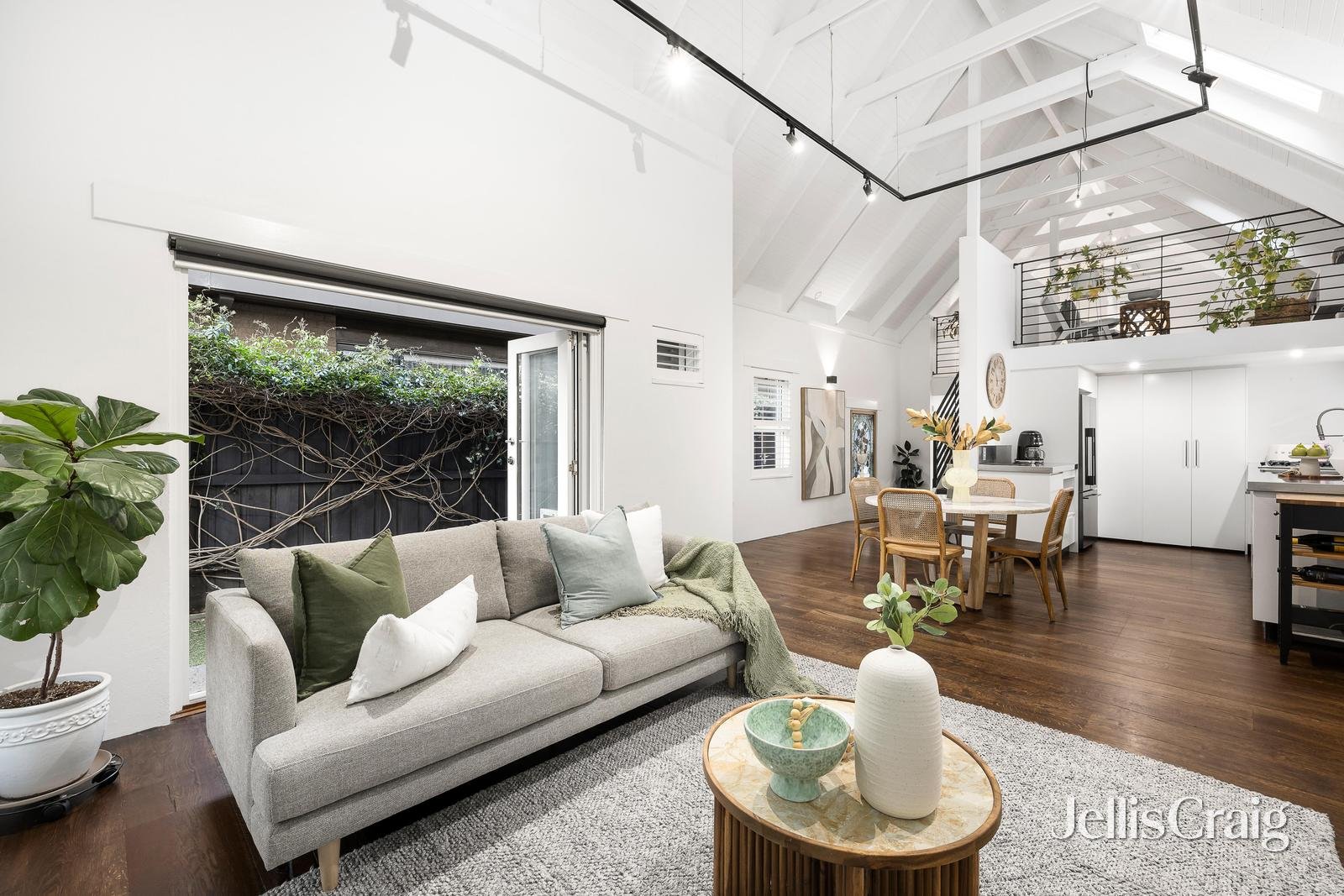 22 Cowper Street, Sandringham image 4