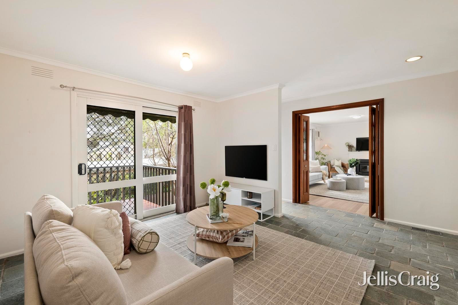 22 Currawong Road, Montrose image 3