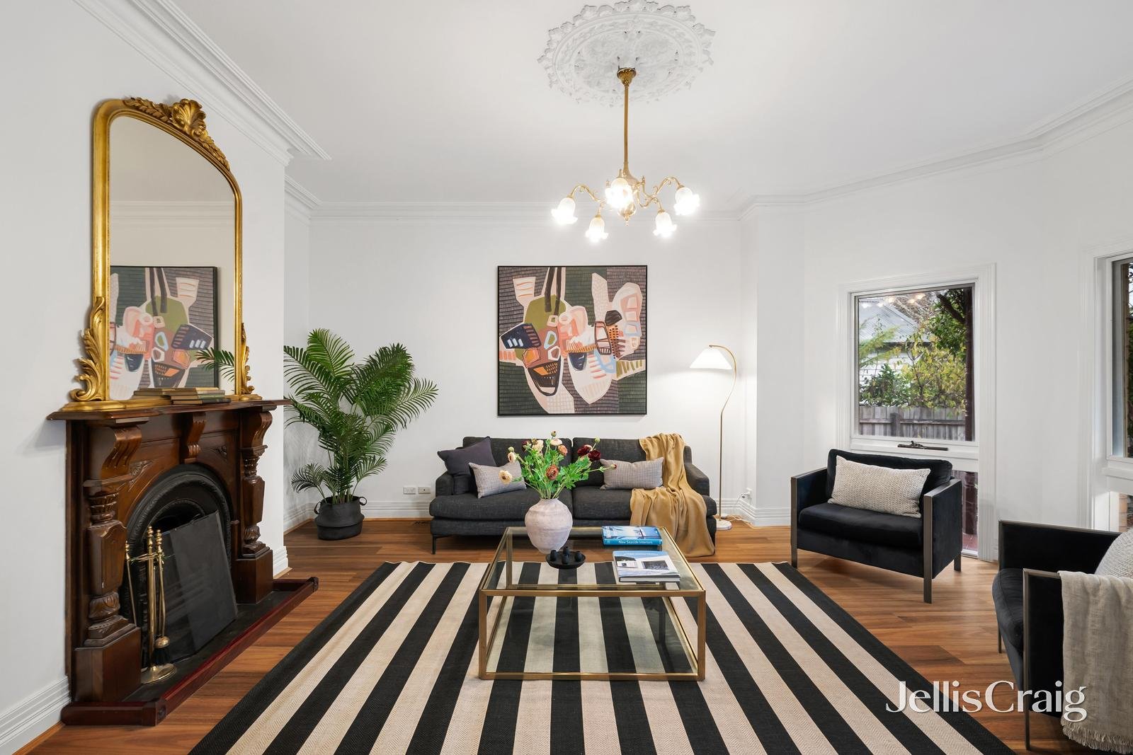 22 Daphne Street, Canterbury image 3
