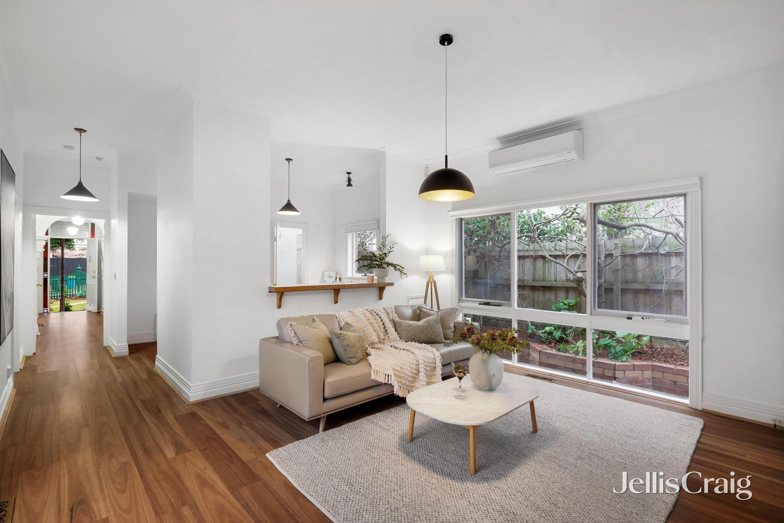 22 Daphne Street, Canterbury image 8