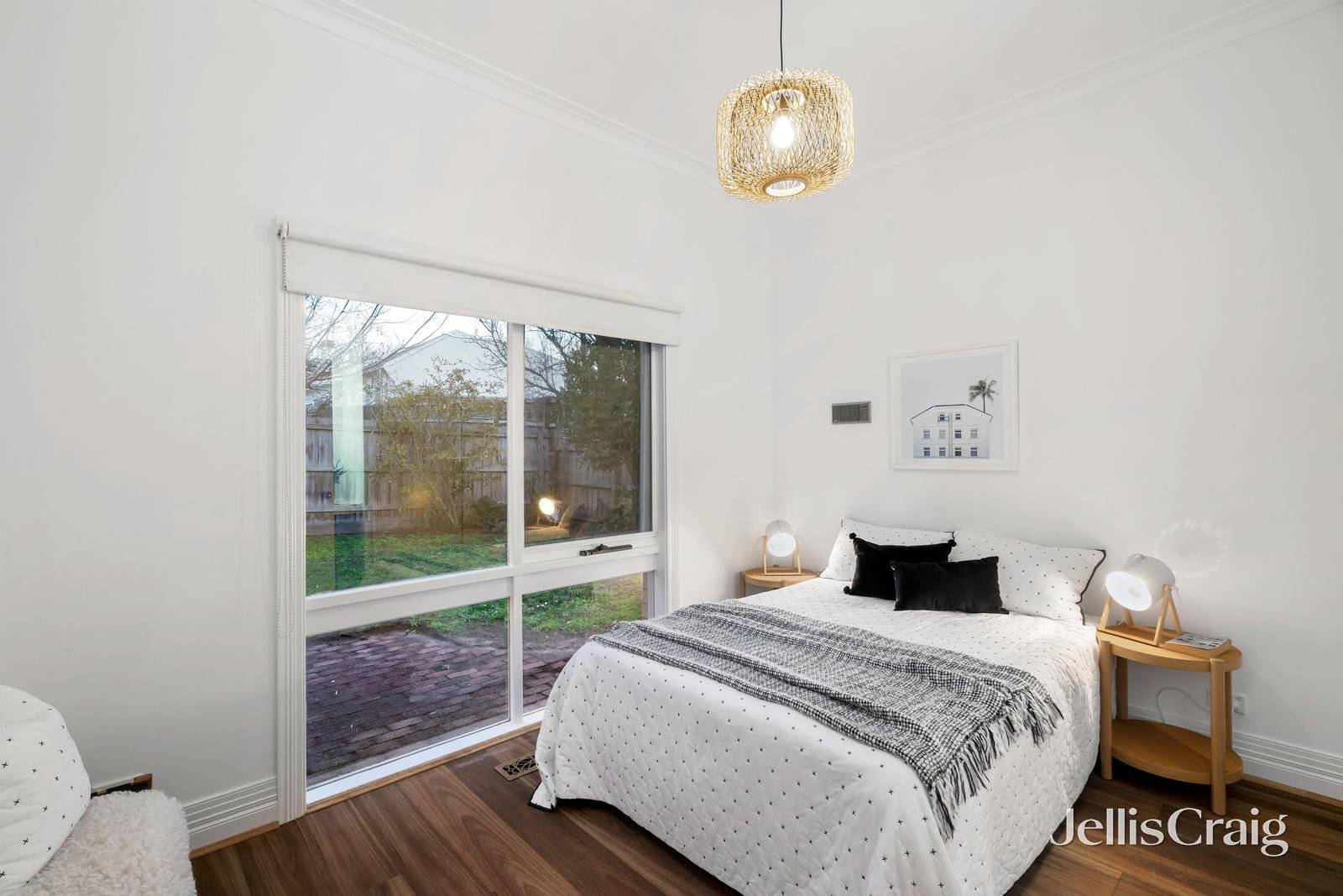 22 Daphne Street, Canterbury image 15