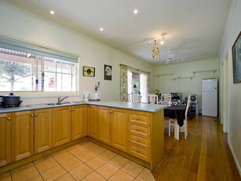 22 David Road, Lilydale image 2