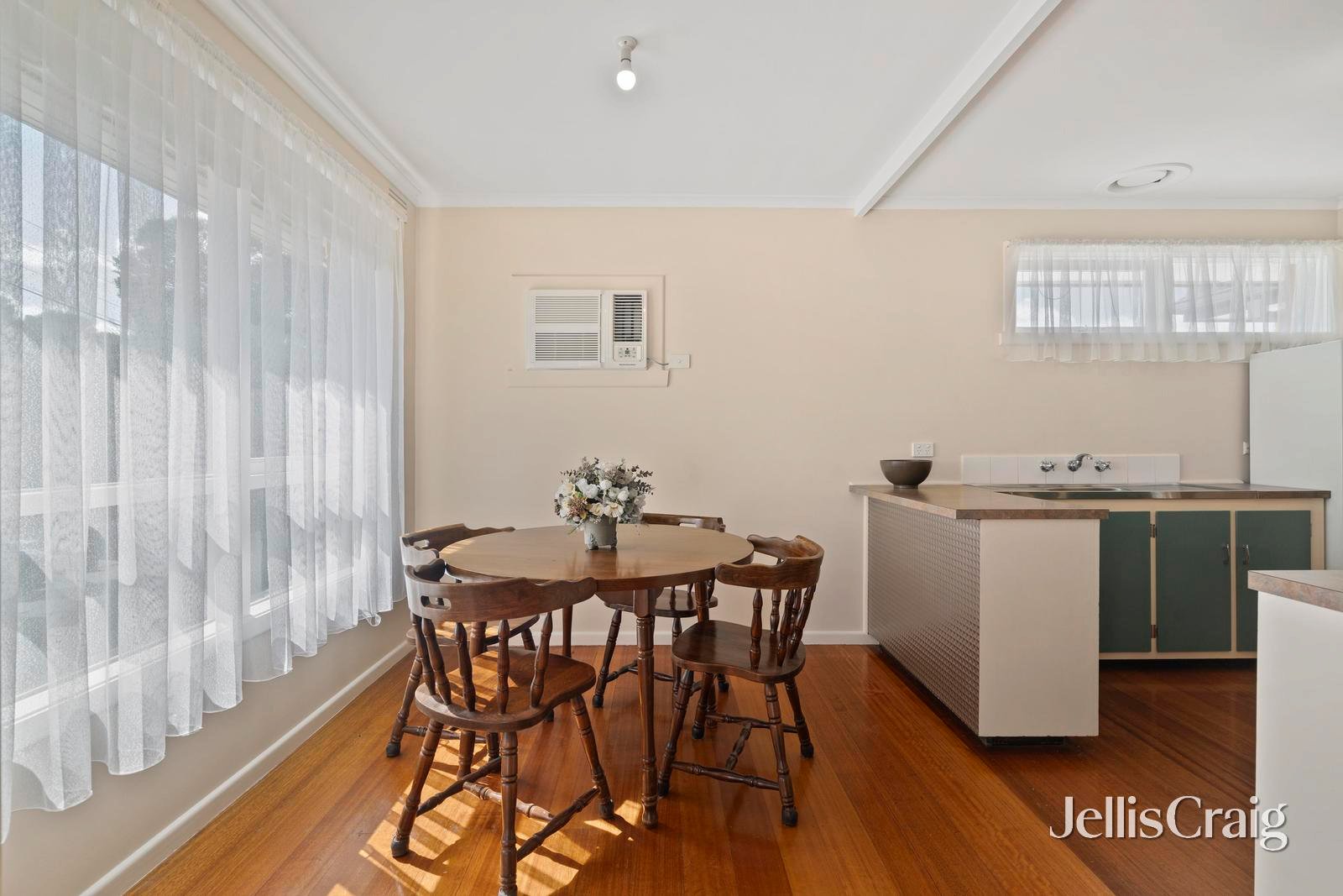 2/2 David Street, Box&nbsp;Hill&nbsp;South image 4