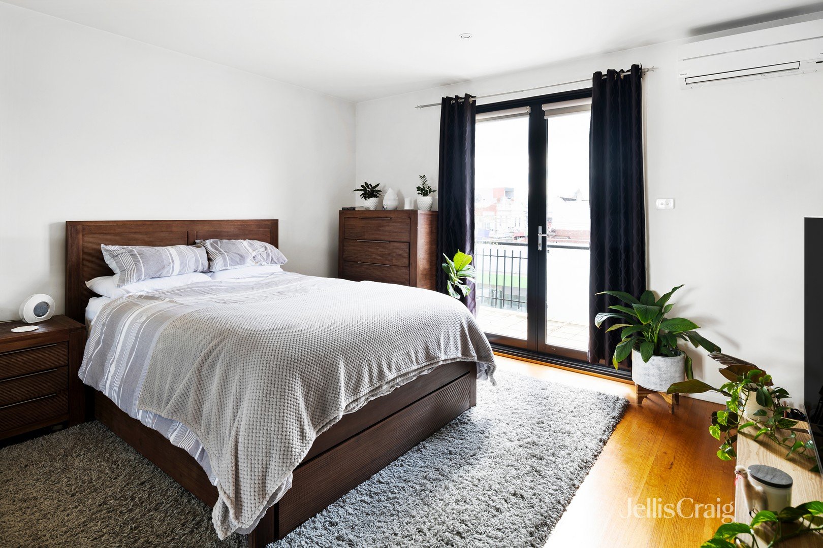 2/2 Davies Street, Brunswick image 6