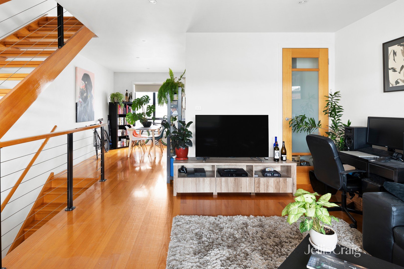 2/2 Davies Street, Brunswick image 2