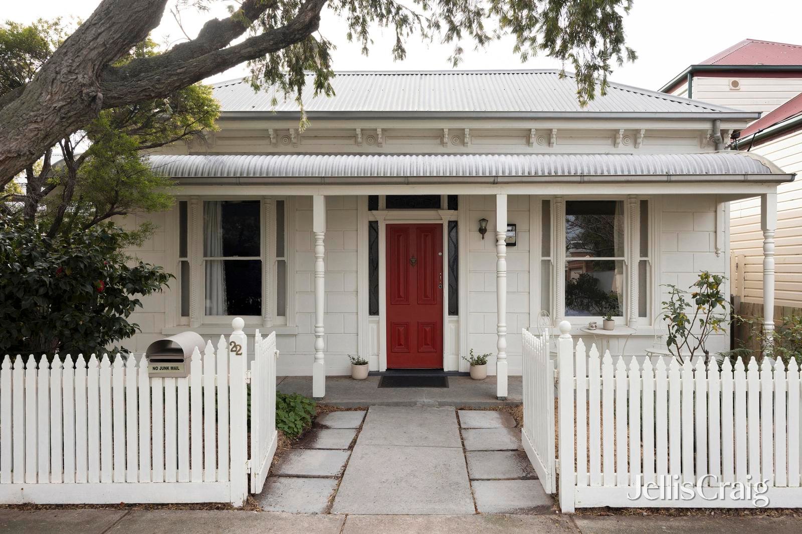 22 Davies Street, Newport image 1