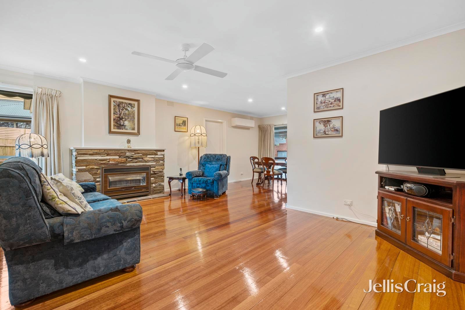 22 Dudley Street, Mitcham image 2