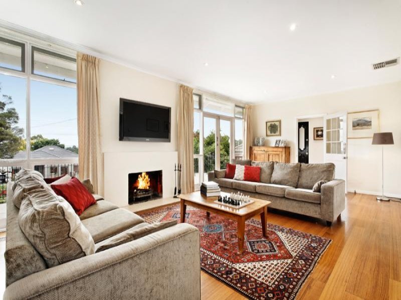 22 Evelina Street, Balwyn image 2