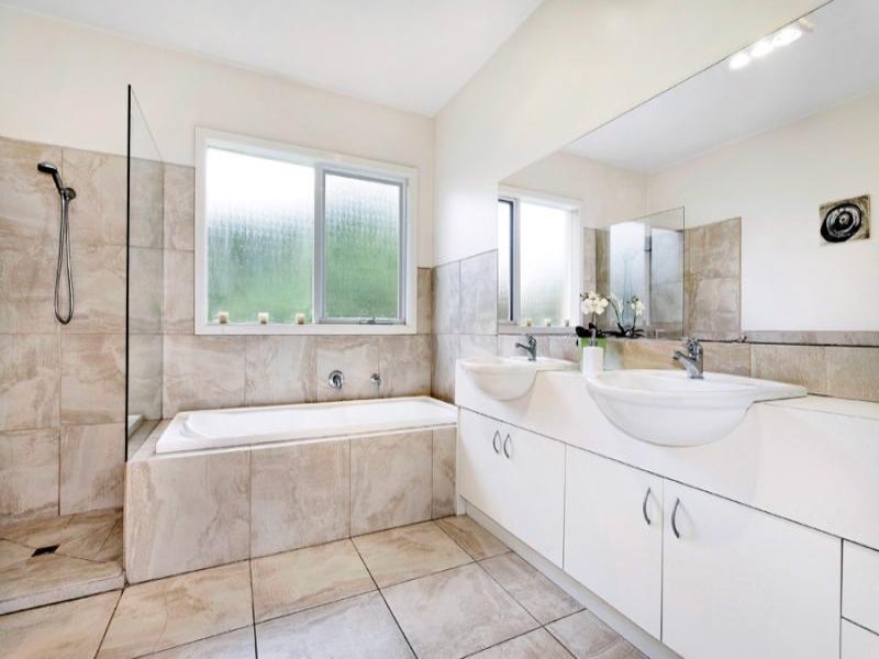 22 Evelina Street, Balwyn image 7