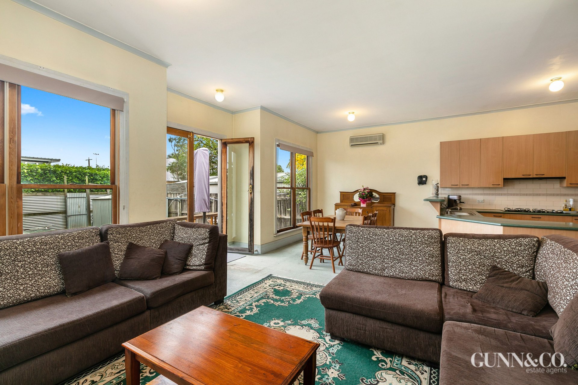 22 Farm Street, Newport image 9