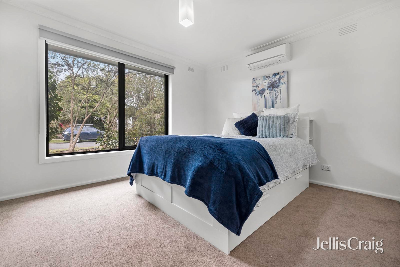 22 Ferncroft Street, Vermont image 6